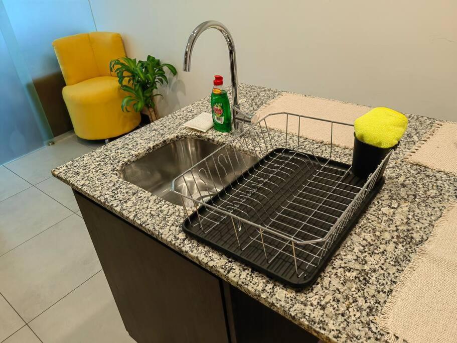 1102 Torre Los Yoses Hermoso Apartamento En Barrio Escalante Sin Parqueo San José Eksteriør billede